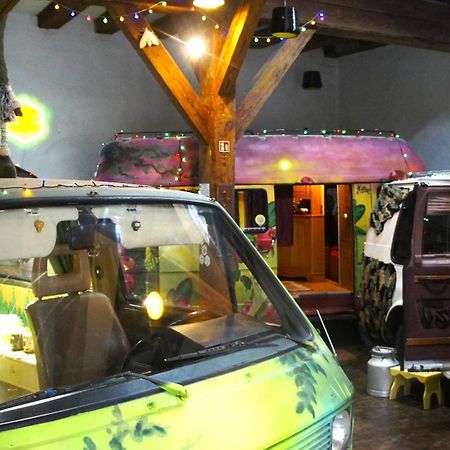 Urban Van Glamping リガ エクステリア 写真
