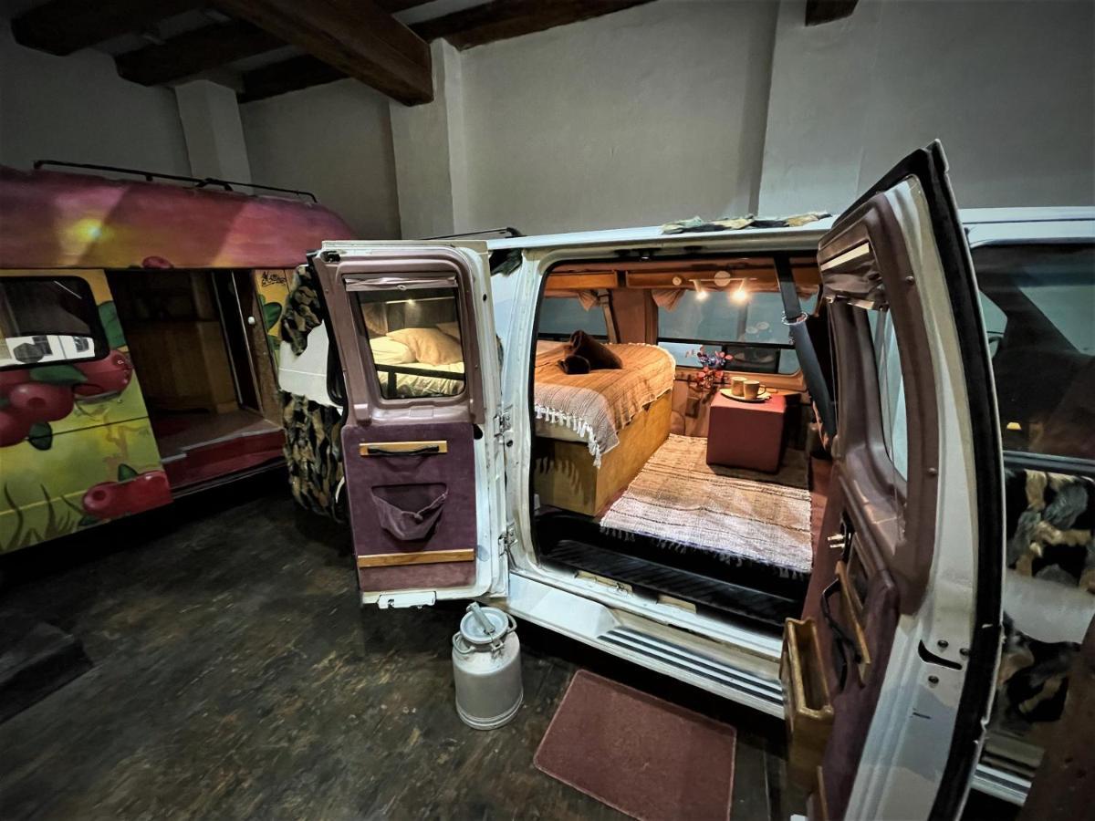 Urban Van Glamping リガ エクステリア 写真