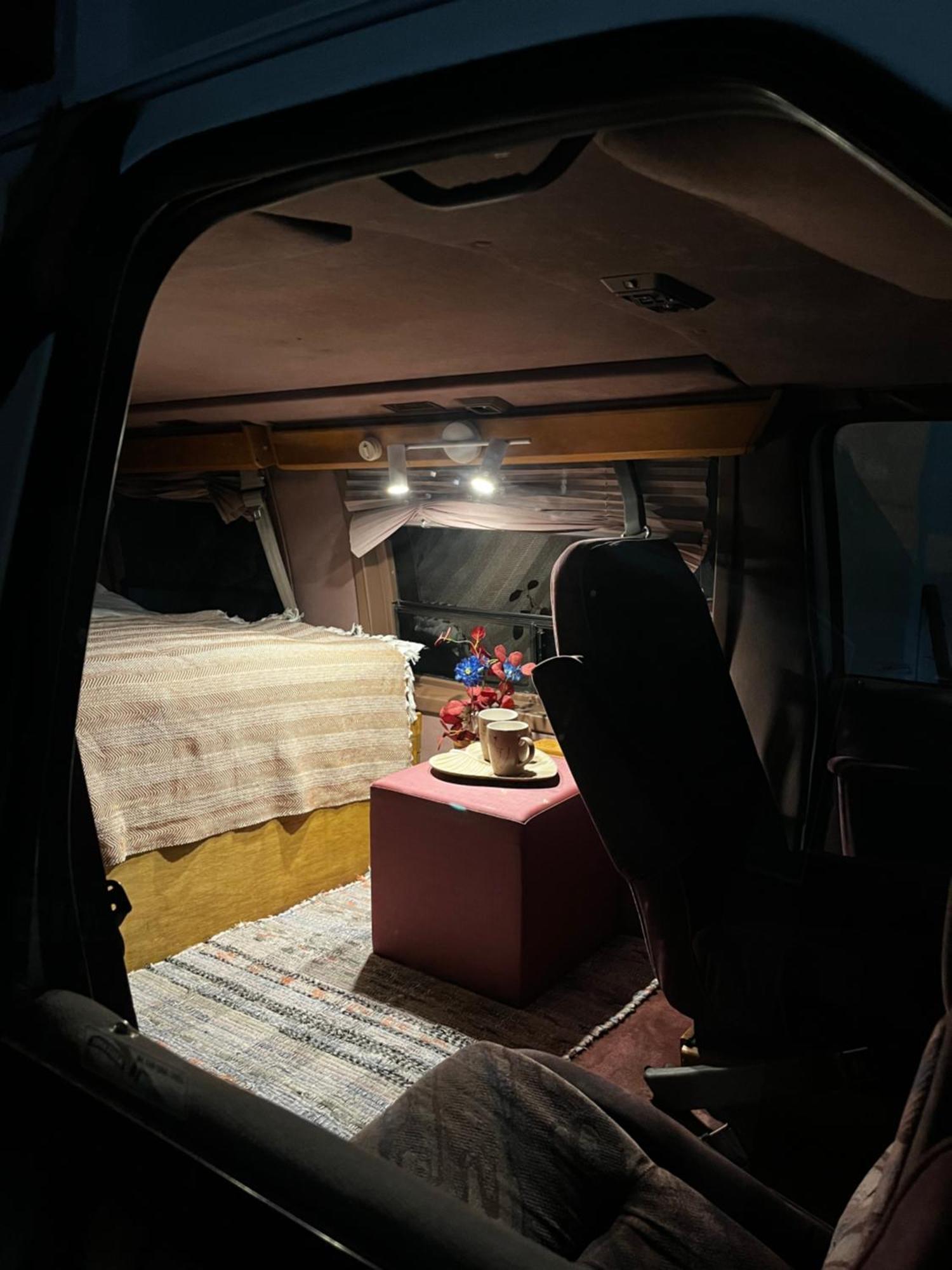 Urban Van Glamping リガ エクステリア 写真