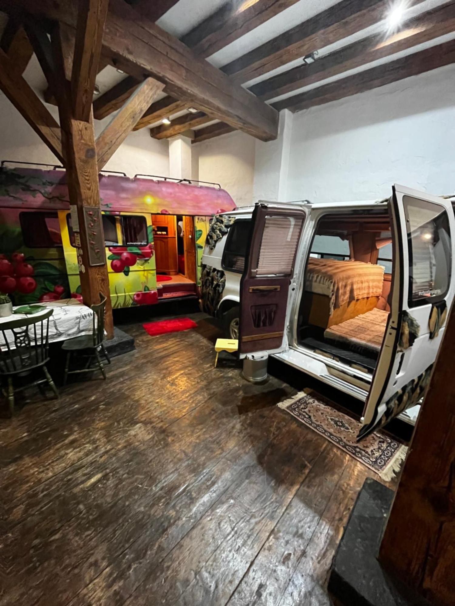 Urban Van Glamping リガ エクステリア 写真