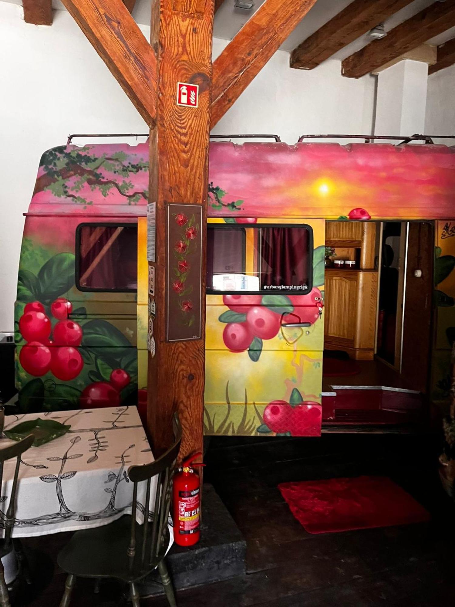 Urban Van Glamping リガ エクステリア 写真